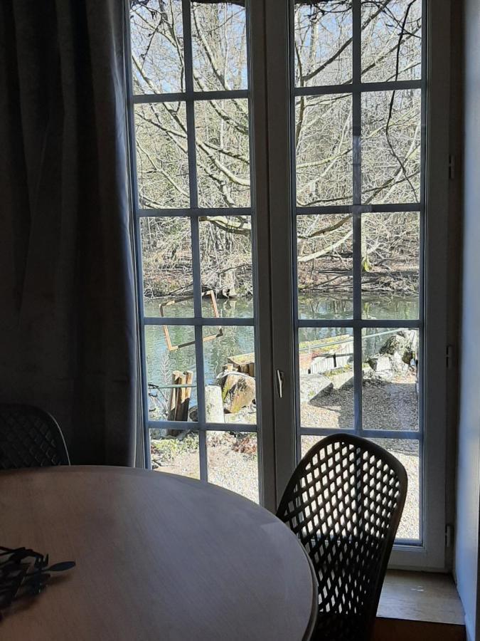 Dans Moulin Au Bord De L'Eau, Appartement Chaleureux Saint-Pryvé-Saint-Mesmin المظهر الخارجي الصورة